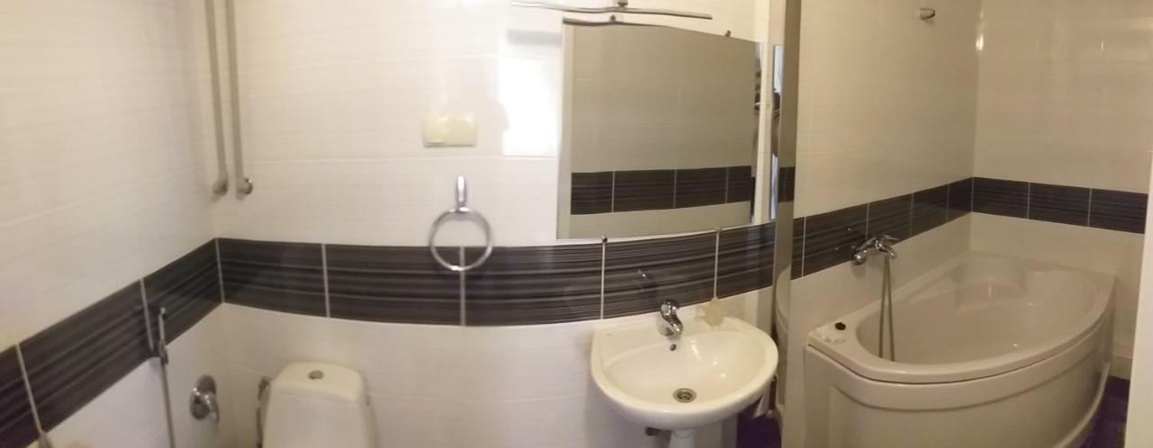 Fiesta Hotel Bilhorod Dnistrovs'kyy Bagian luar foto
